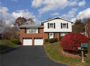 670 Ryland Dr, Pittsburgh, PA