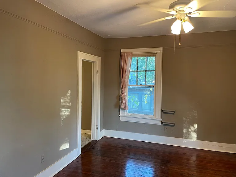 1425 Kavanaugh Blvd #8 — Photo 3