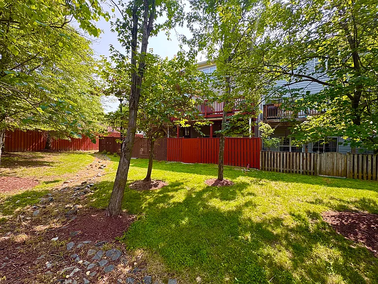 115 Lake Cook Dr — Photo 15
