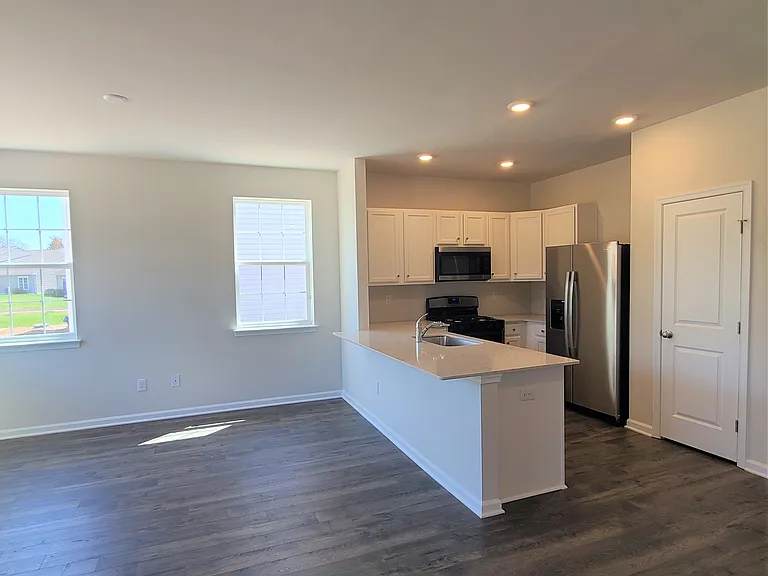 874 Peaceful Ln — Photo 10