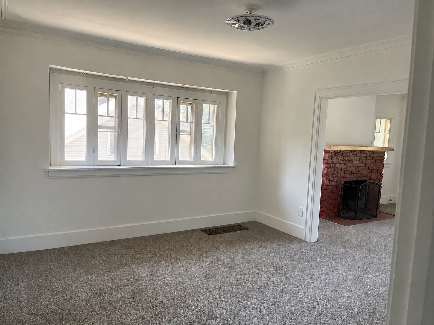 2 bed, 1234 sqft, $1,450 — Photo 4