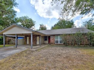 110 Cockerham St APT A, Kyle, TX 78640