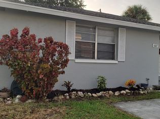 6827 Adams St, New Pt Richey, FL 34652