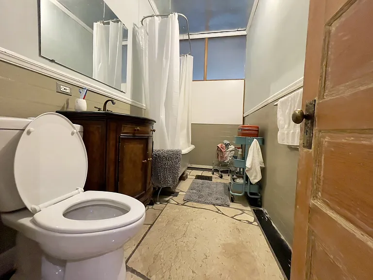 11th Pl S — Photo 8