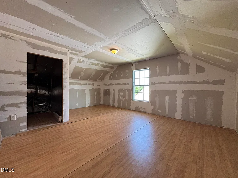 528 Walker Ranch Dr — Photo 33
