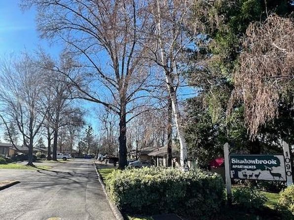 1090 Shadowbrook Way APT 40