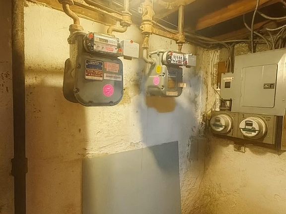 2nd image of 15833 73 Avenue