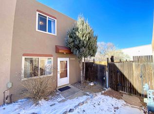1640 Calle De Oriente, Santa Fe, NM 87507