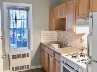 150 96th St, Brooklyn, NY 11209
