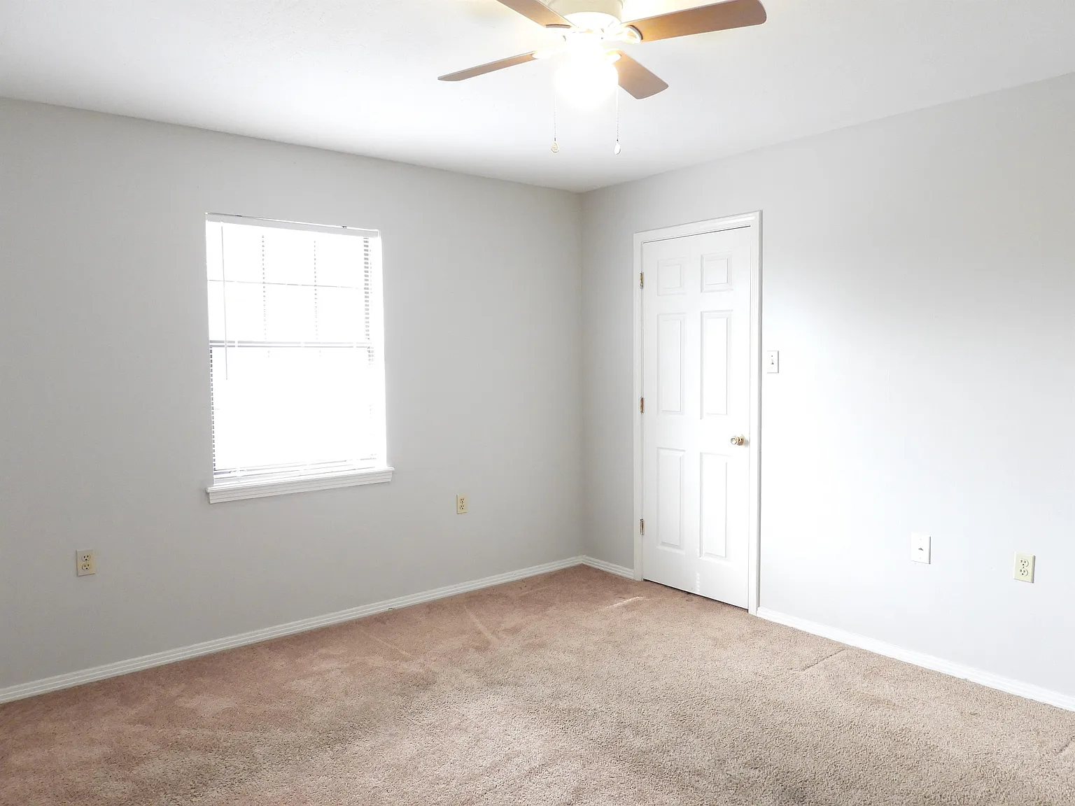 Shenandoah Townhomes - SH140#23 — Photo 3
