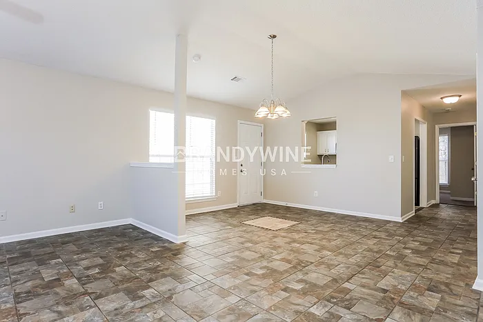 5862 Waggoner Ct — Photo 5