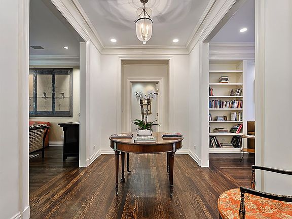 2nd image of 205 W 89th St Penthouse 6B