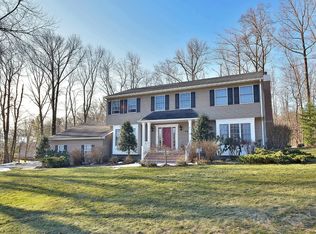 5 White Oak Ln, Montville, NJ 07045