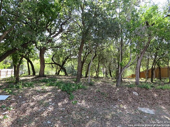 4th image of 1327 Circle H Dr