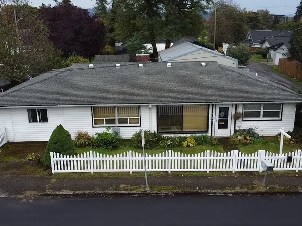 1828 G St, Washougal, WA 98671