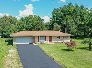 28544 E River Bay Dr, Waterford, WI 53185
