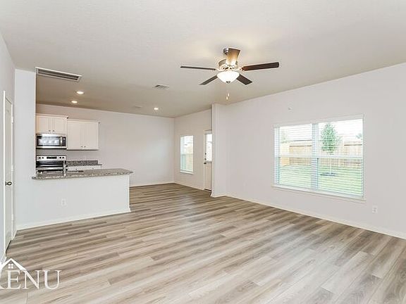 5th image of 10615 Lost Maples Dr