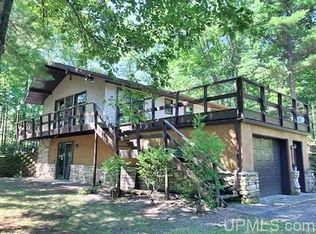 N16643 River Rd, Pembine, WI 54156