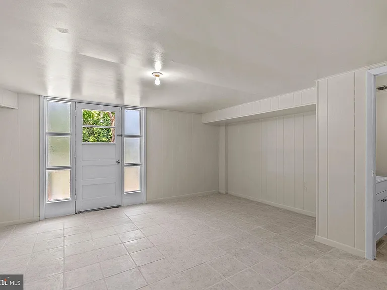 9107 Ryerson Rd — Photo 14