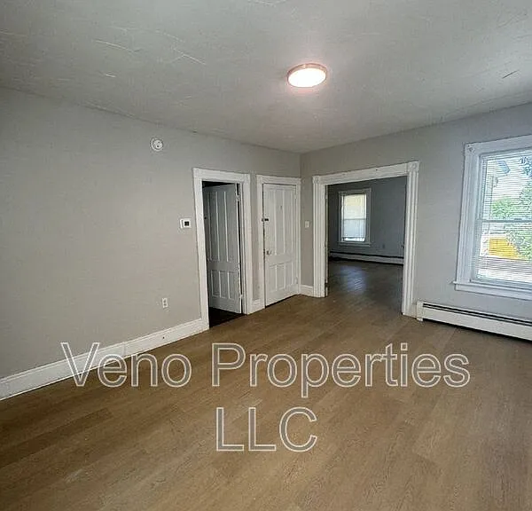 129 N 3rd Ave #2 — Photo 7