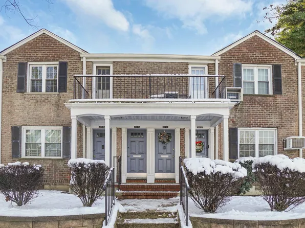 224-08 Horace Harding Expressway #Lower, Oakland Gardens, NY 11364