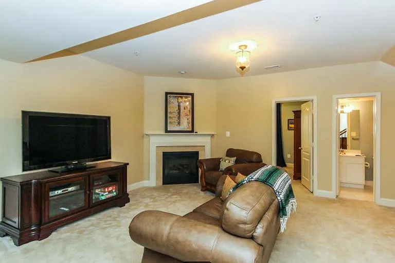 23201 Rainbow Arch Dr — Photo 6