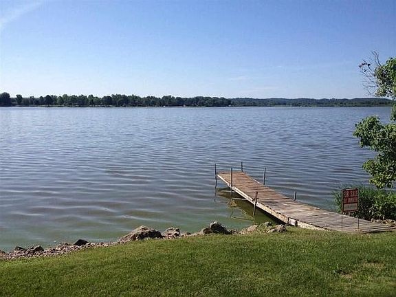 4th image of 1216 Lakeview Dr