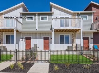 2844 Bear Springs Cir, Longmont, CO 80503