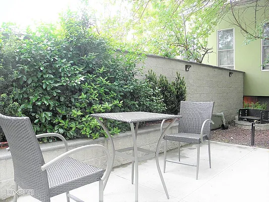 Rented by Citi Habitats | media 44