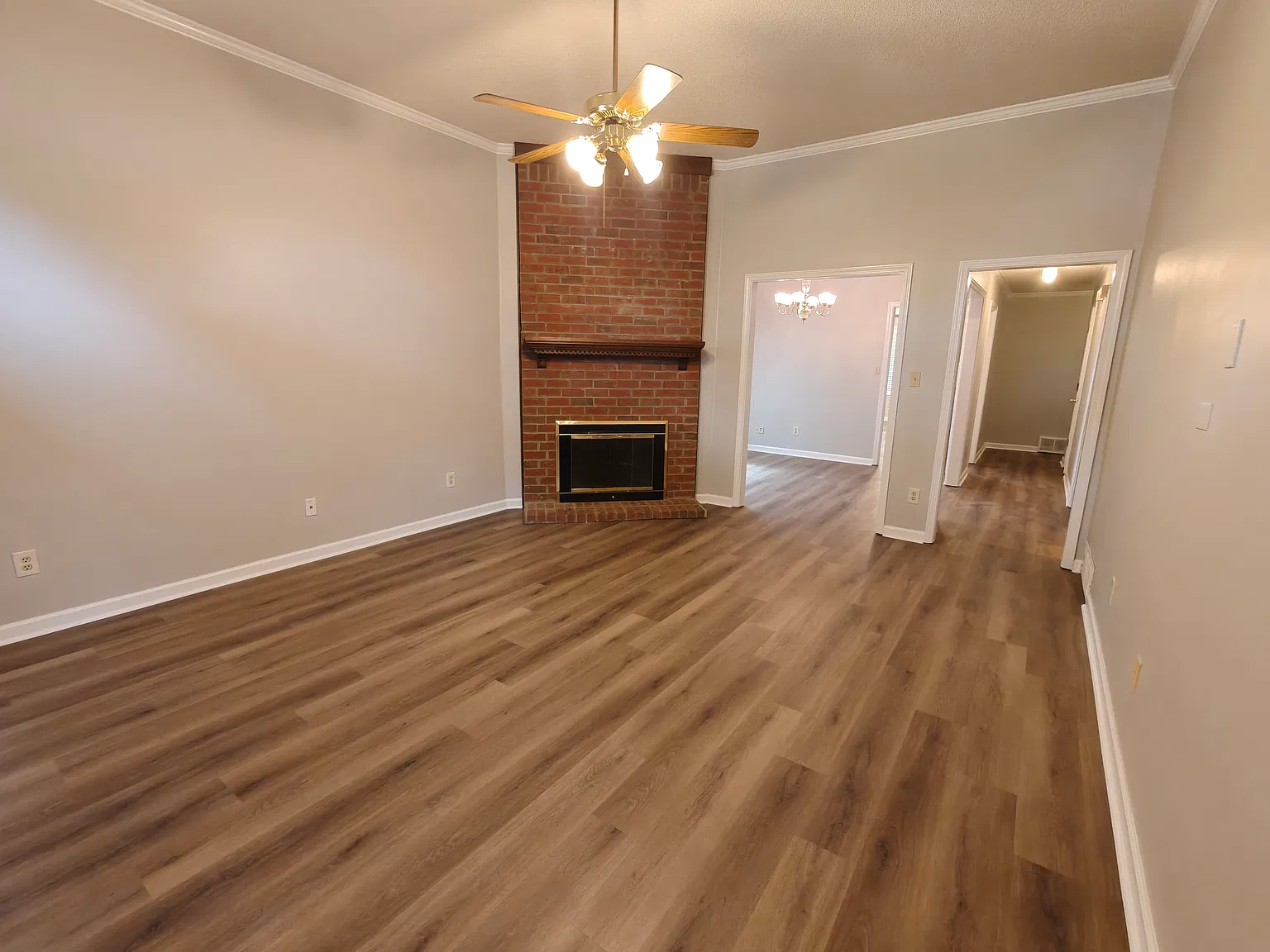 3 bed, 1421 sqft, $1,725 — Photo 2