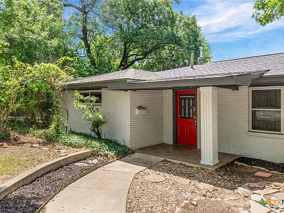 2nd image of 3109 W Avenue R