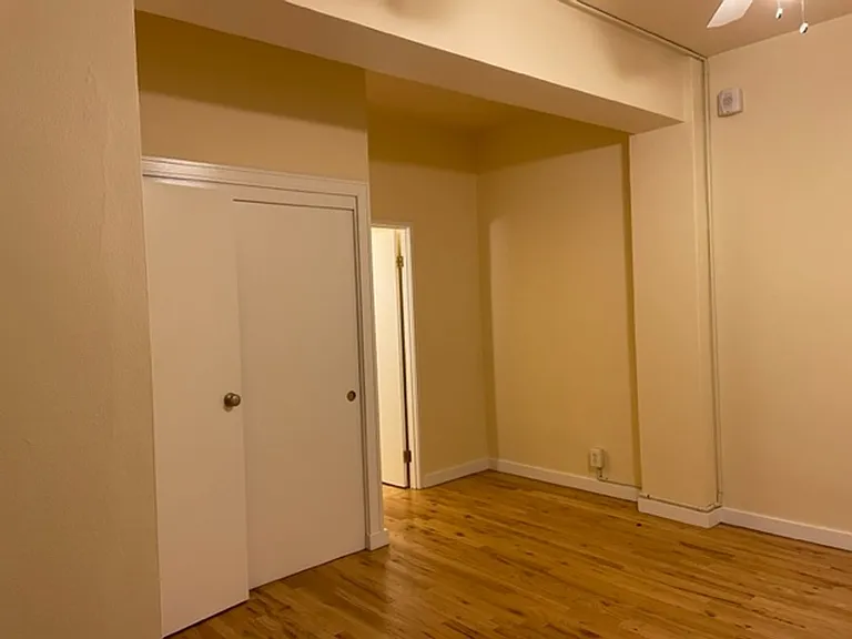 Washington Plaza Apartments — Photo 52