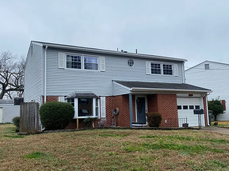 8225 Tabor Ct — Photo 1