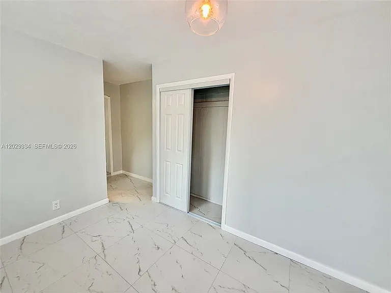 3021 NE 21st Ter #1 — Photo 6