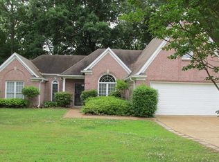 9013 Country Leaf Cv, Cordova, TN 38016