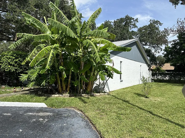 7111 Parkside Villas Dr N — Photo 12