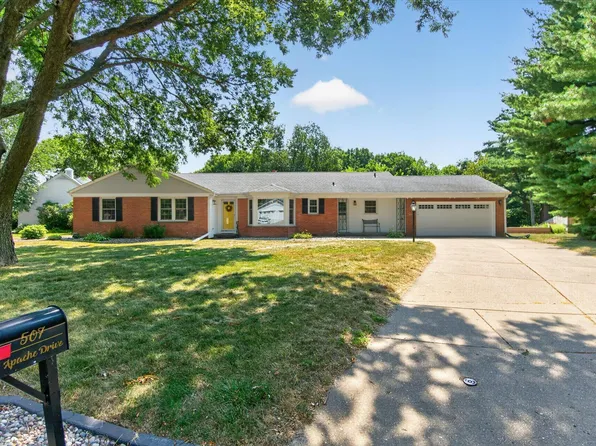 507 Apache Dr, Janesville, WI 53545