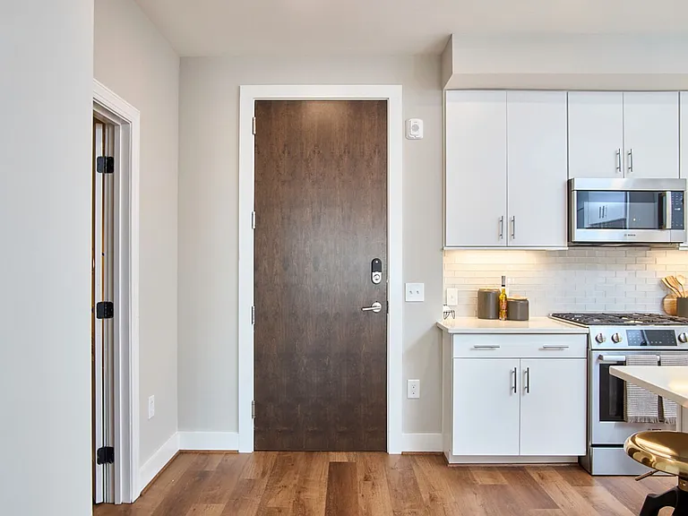 214 Hunt St #306 — Photo 3