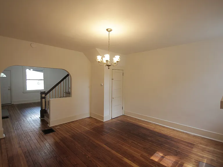 124 S Trenton Ave — Photo 8
