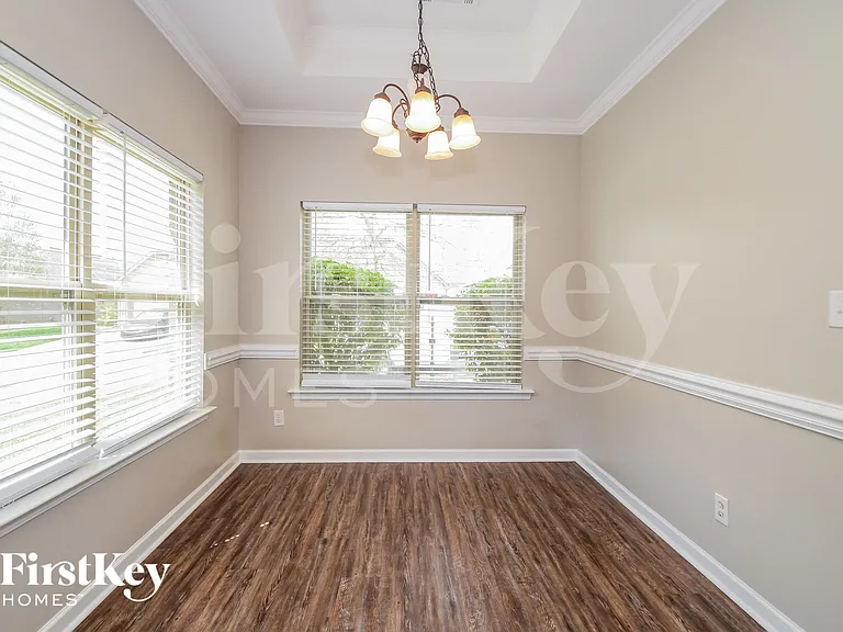8229 Owen Park Dr — Photo 4