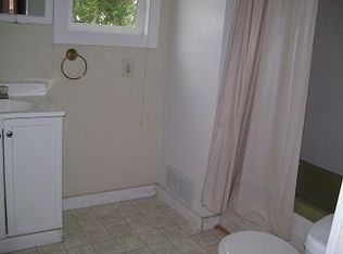 106 S Oak St, De Soto, IL 62924