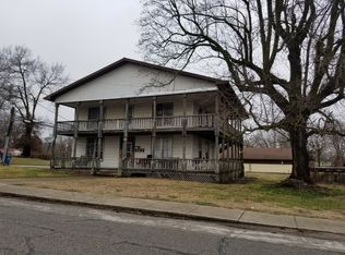 207 E 10th And 205 #W, Cassville, MO 65625