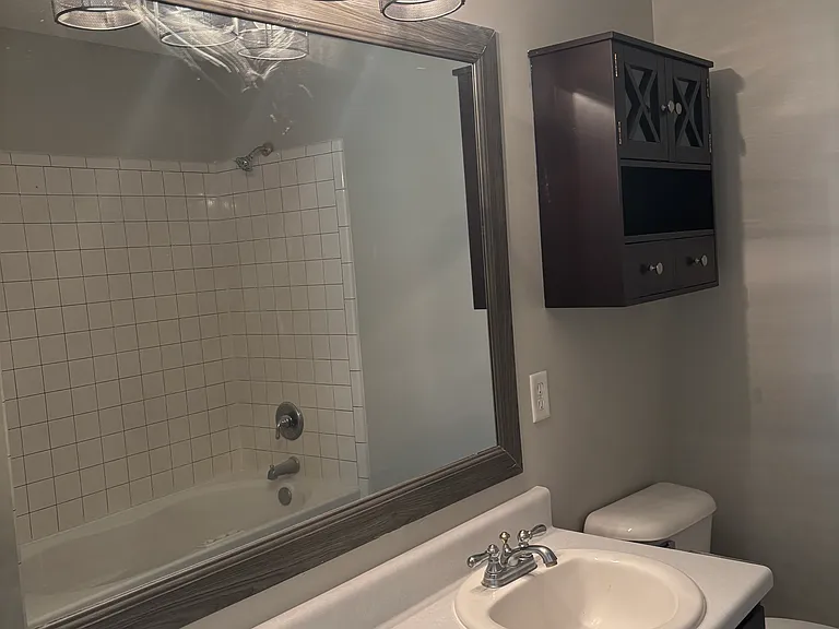 303A Moore Ave — Photo 8