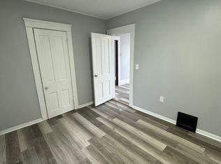 1074 E 71st St #2, Cleveland, OH 44103