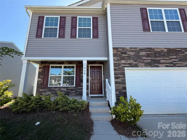 7868 Whispering Stream Dr, Sherrills Ford, NC 28673