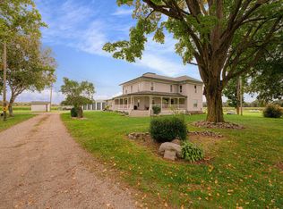 55805 Garrett Rd, Dowagiac, MI 49047