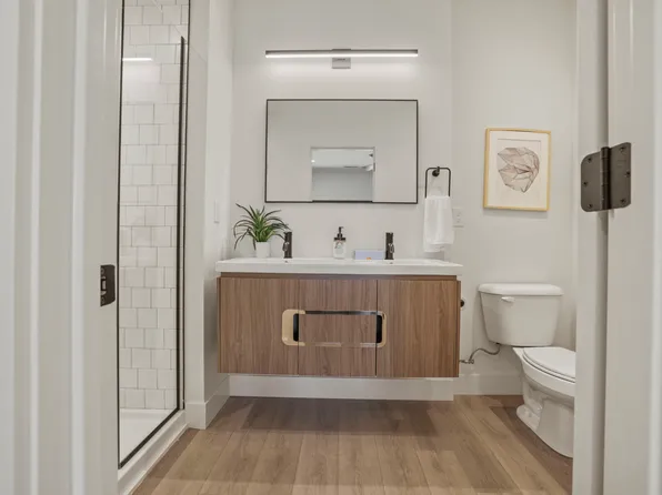 464 South Ln, Columbus, OH 43206