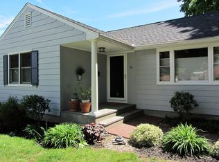 55 Hartford Ave, Wethersfield, CT 06109