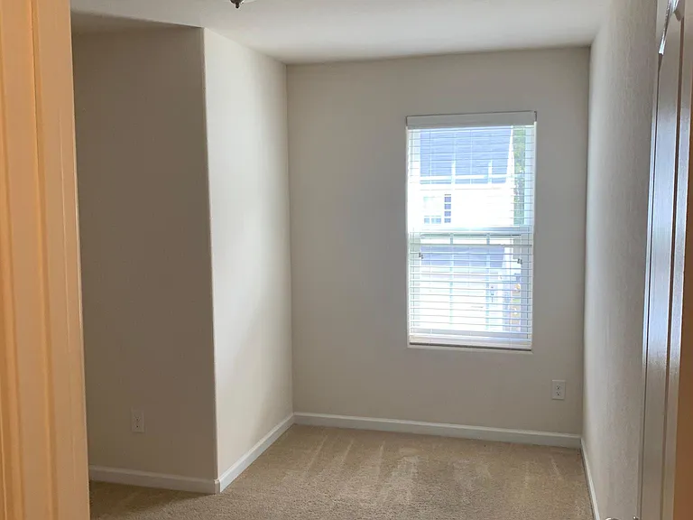 7614 Mockernut Dr — Photo 6