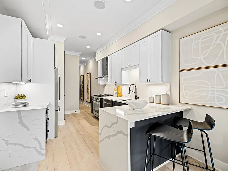 1961 Biltmore St NW #1 — Photo 6